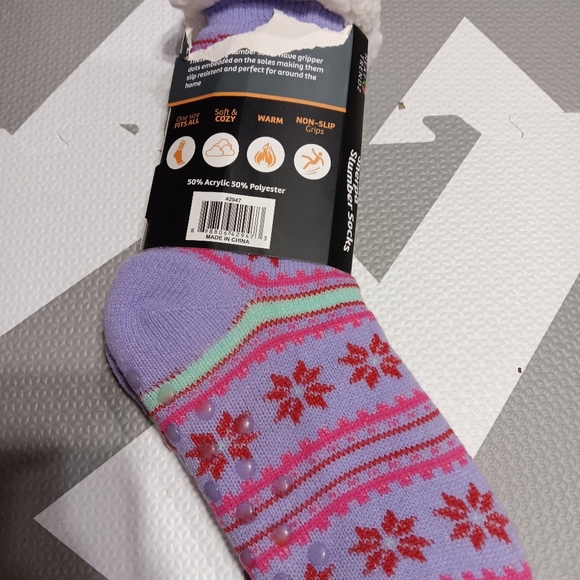 NWT sherpa slumber socks one size - Picture 3 of 3